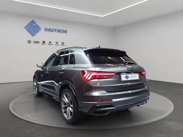 Audi Q3 35 TDI S line quattro S-tronic