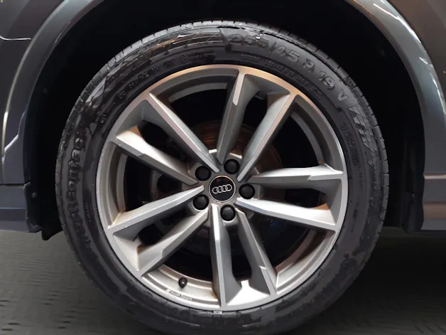 Audi Q3 35 TDI S line quattro S-tronic
