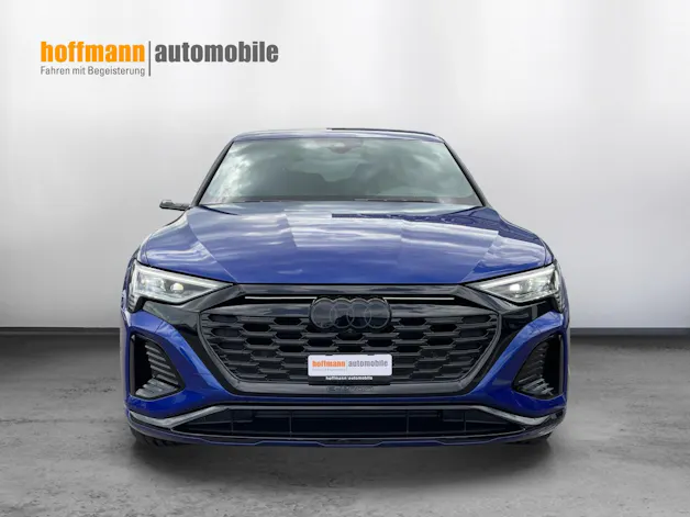 Audi Q8 55 e-tron S line quattro