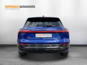 Audi Q8 55 e-tron S line quattro