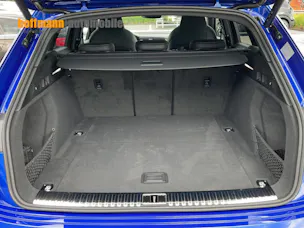 Audi Q8 55 e-tron S line quattro