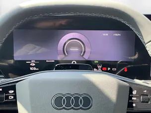 Audi SQ6 e-tron quattro
