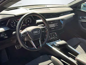 Audi Q8 e-tron 50 Advanced quattro