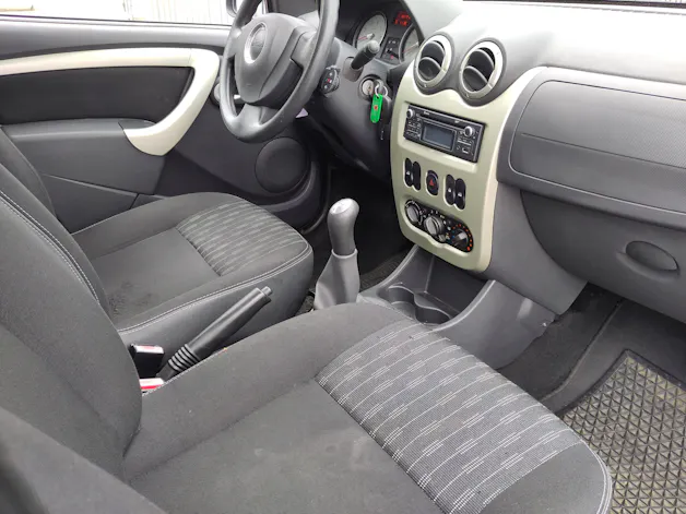 Dacia Sandero 1.6 Lauréate