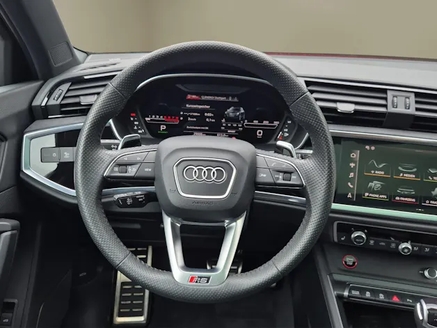 Audi RS Q3 2.5 TFSI quattro S tronic