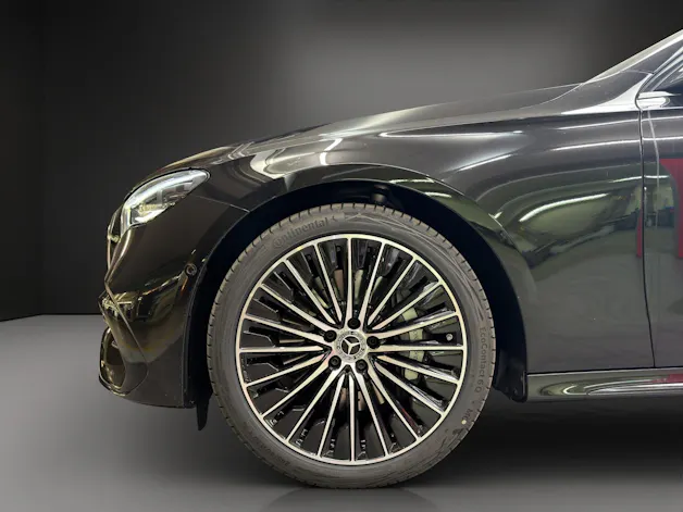 Mercedes-Benz E 220 d 4MATIC T-Modell "Swiss Star"