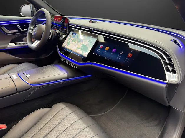 Mercedes-Benz E 220 d 4MATIC T-Modell "Swiss Star"