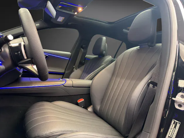 Mercedes-Benz E 220 d 4MATIC T-Modell "Swiss Star"