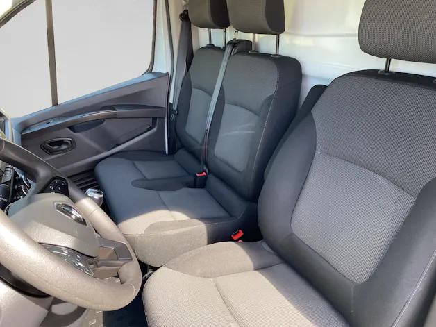 Renault Trafic 2.0 Blue dCi 130 Advance L1H1 EN