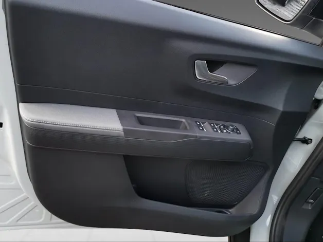 Ford Tourneo Courier 1.0 EcoBoost Titanium