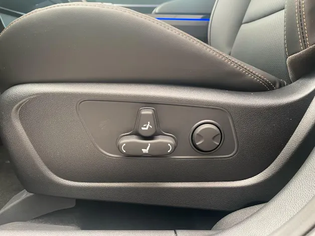 KGM -SsangYong Torres EVX 80 kWh LUX / Platium