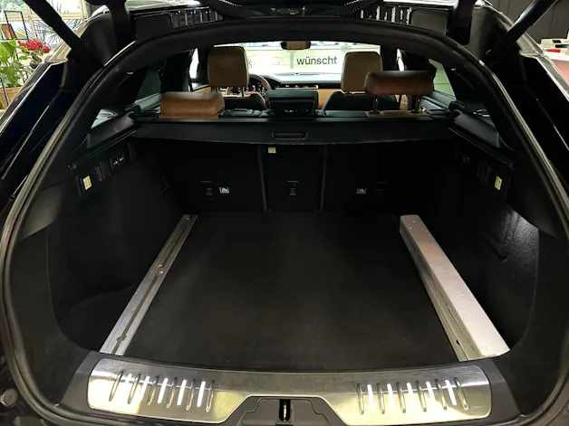 Land Rover Range Rover Velar R-Dynamic D 300 HSE Automatic