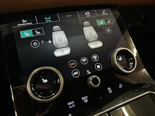 Land Rover Range Rover Velar R-Dynamic D 300 HSE Automatic
