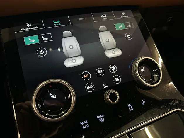 Land Rover Range Rover Velar R-Dynamic D 300 HSE Automatic