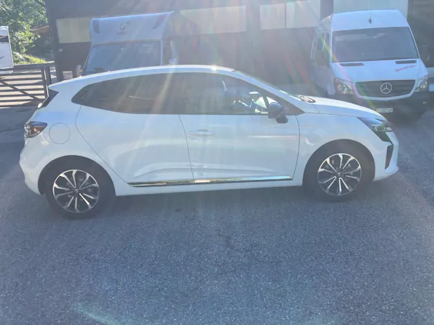 Renault Clio 1.6 E-Tech Techno