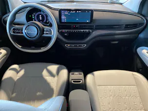 Fiat 500 electric Cabrio La Prima Cel
