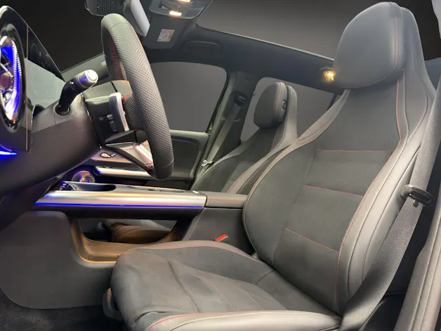 Mercedes-Benz GLB 220 4MATIC