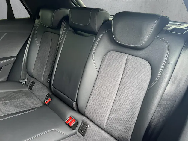 Audi Q2 40 TFSI S line Attraction quattro S-tronic