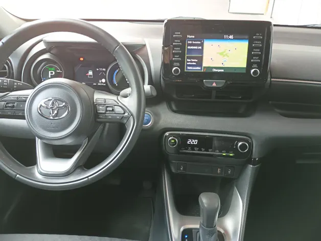 Toyota Yaris 1.5 Team Deutschland e-CVT