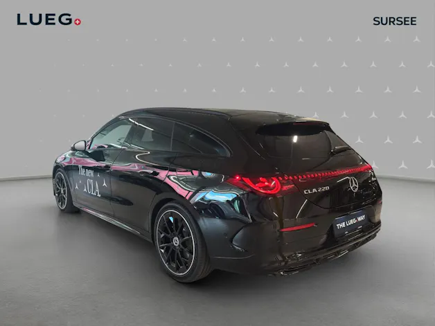 Mercedes-Benz CLA Shooting Brake 220 4Matic 8G-DCT