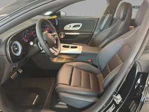 Mercedes-Benz CLA Shooting Brake 220 4Matic 8G-DCT