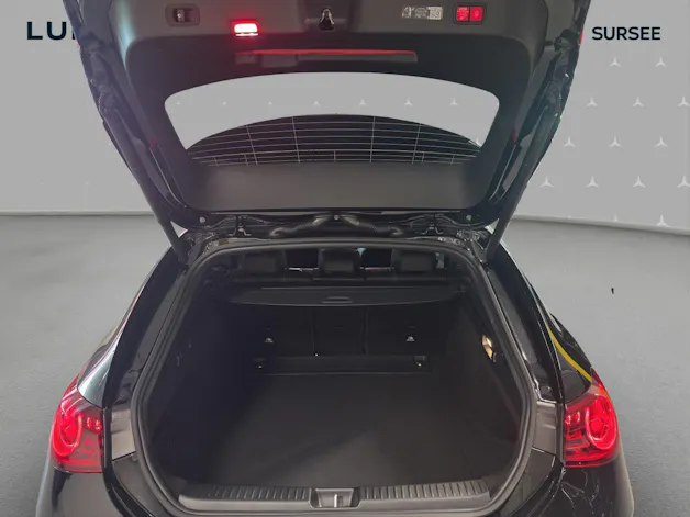 Mercedes-Benz CLA Shooting Brake 220 4Matic 8G-DCT