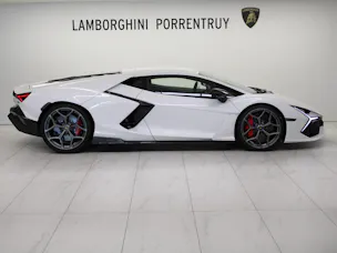Lamborghini Revuelto HPEV
