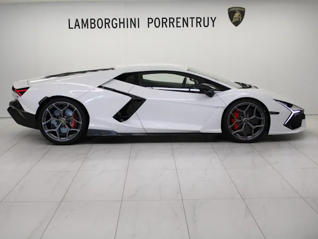 Lamborghini Revuelto HPEV