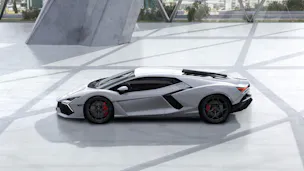 Lamborghini Revuelto HPEV