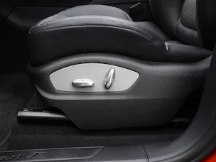 Porsche Macan T