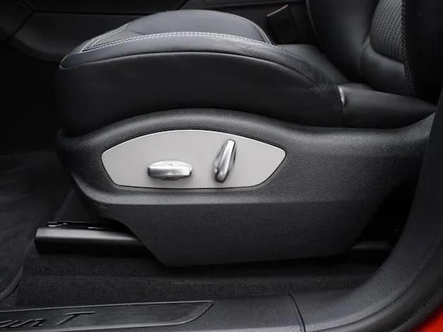 Porsche Macan T