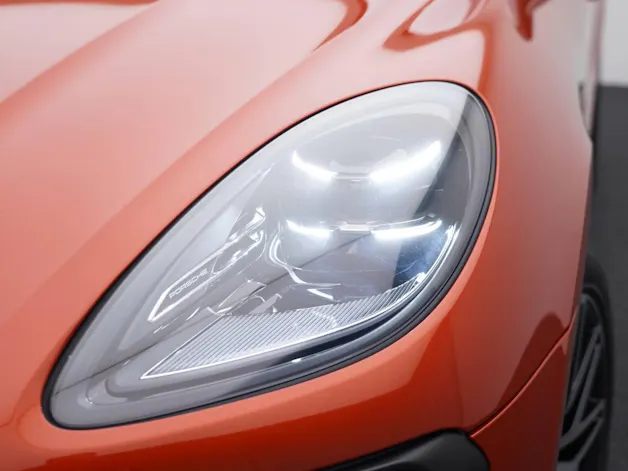 Porsche Macan T