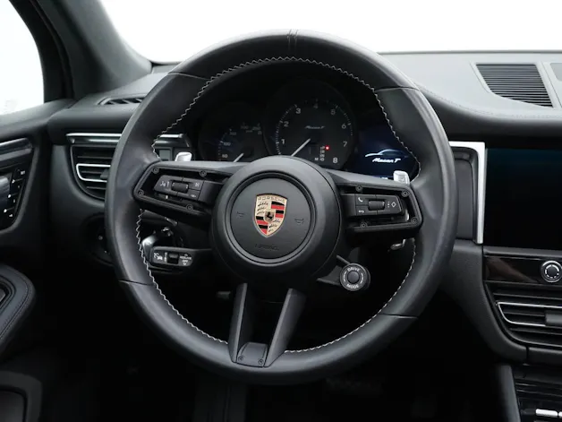 Porsche Macan T