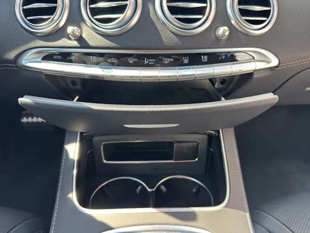 Mercedes-Benz S 560 V8 AMG Line 4MATIC Coupé