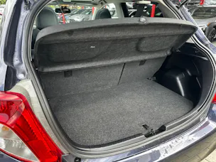 Toyota Yaris 1.33 VVT-i Sol Premium