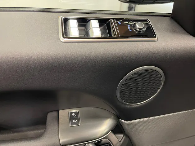 Land Rover Range Rover Sport 3.0 TDV6 SE
