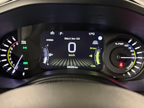 https://vehicle.imgix.net/4352262/36cccbad-1335-4a3d-a59e-71bbab8d6215.jpg