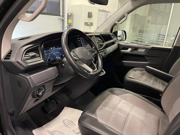 VW T6.1 Multivan 2.0 TDI 204 Highline Liberty DSG
