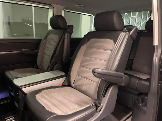 VW T6.1 Multivan 2.0 TDI 204 Highline Liberty DSG