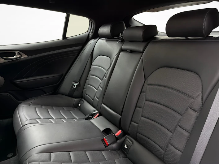 Fahrzeugbild KIA STINGER