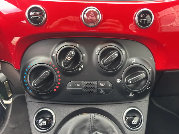 Fiat 595 Abarth 1.4 T-Jet 145