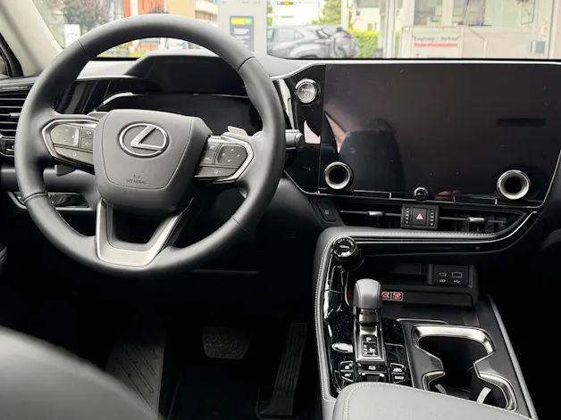 Lexus NX 450h+ Comfort
