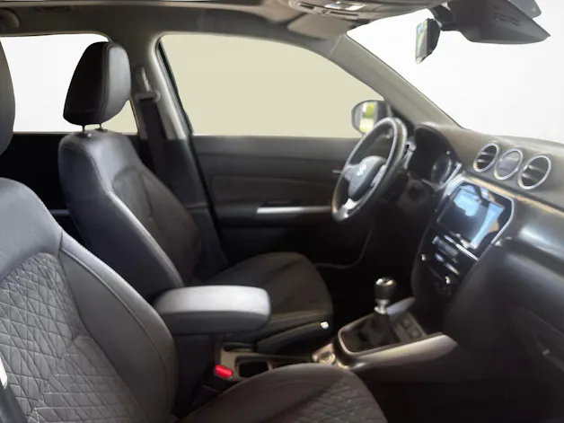 Suzuki Vitara 1.4 T Compact Top Hybrid 4x4