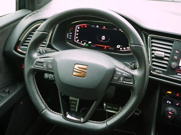 SEAT Leon ST 2.0 TSI DSG Cupra 4Drive