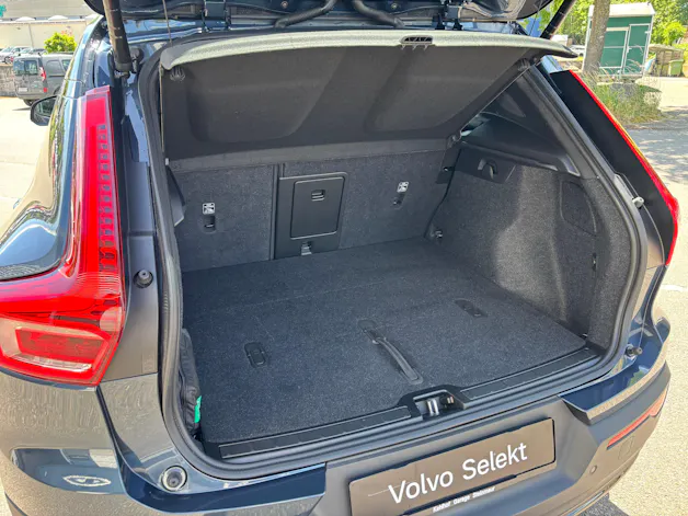 Volvo EX40 Twin Black Edition AWD