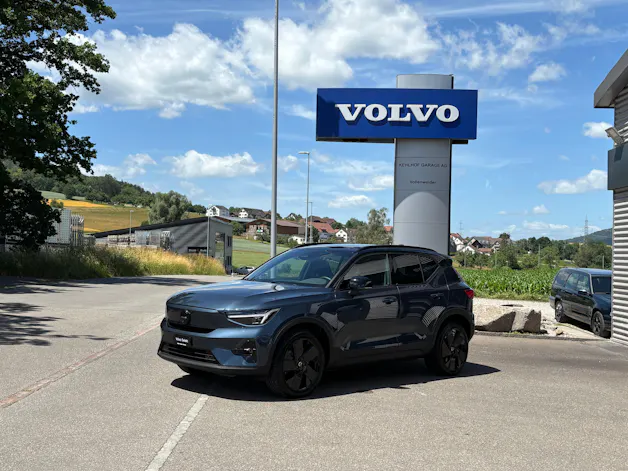 Volvo EX40 Twin Black Edition AWD