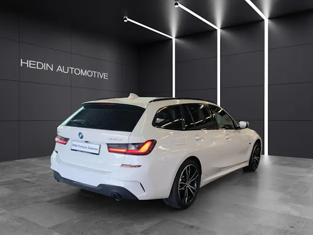 BMW 330e xDrive SAG Touring