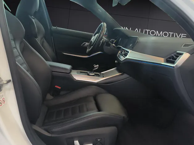 BMW 330e xDrive SAG Touring