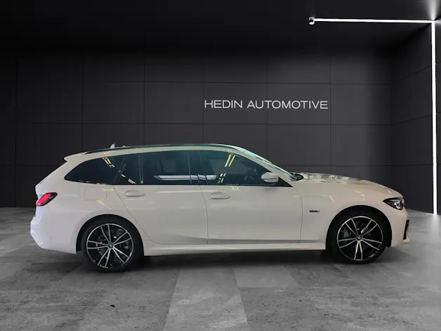 BMW 330e xDrive SAG Touring