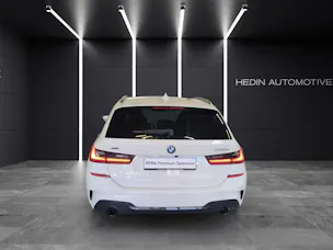 BMW 330e xDrive SAG Touring